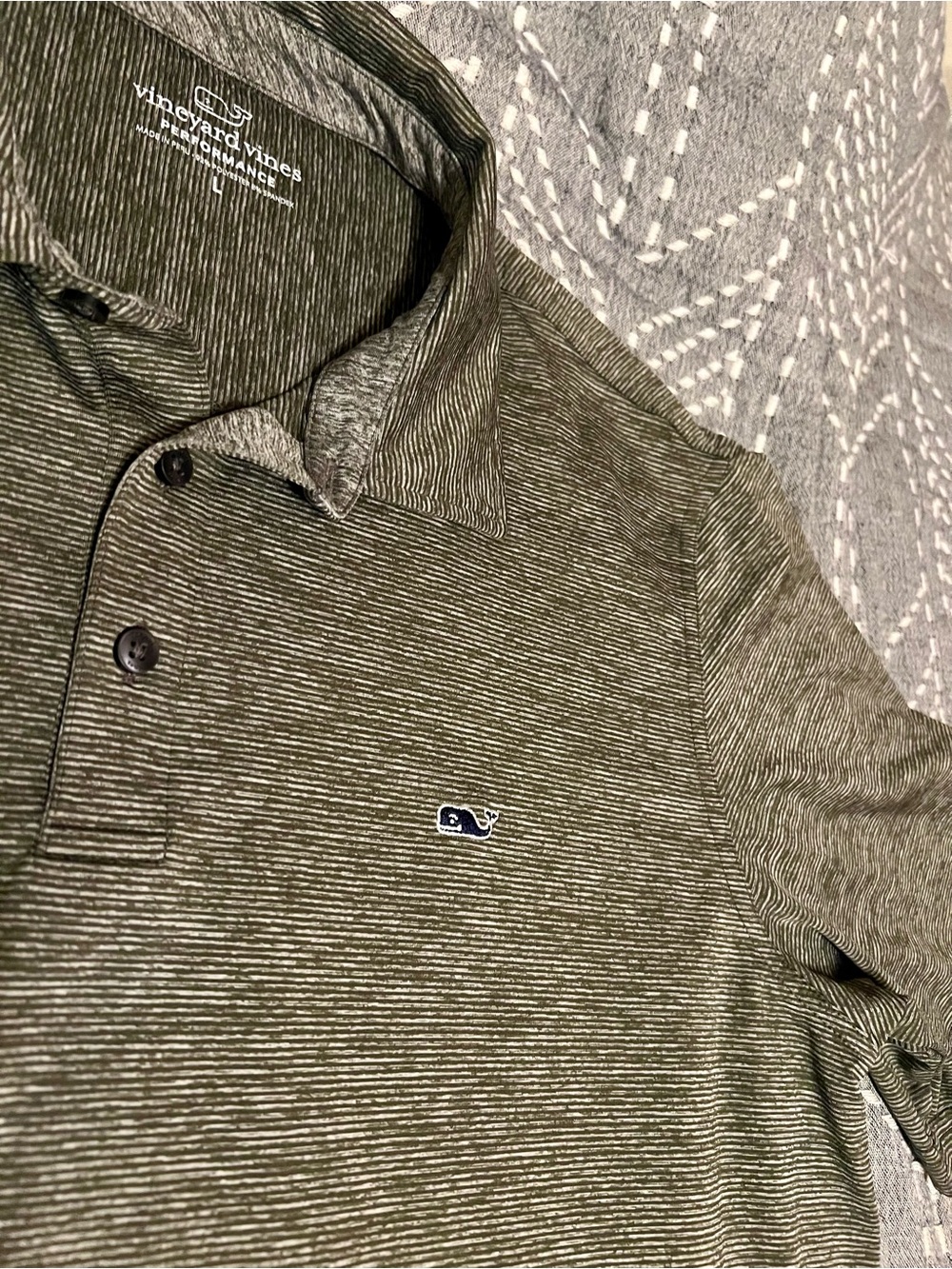 🐳 Vineyard Vines Gray Striped Polo